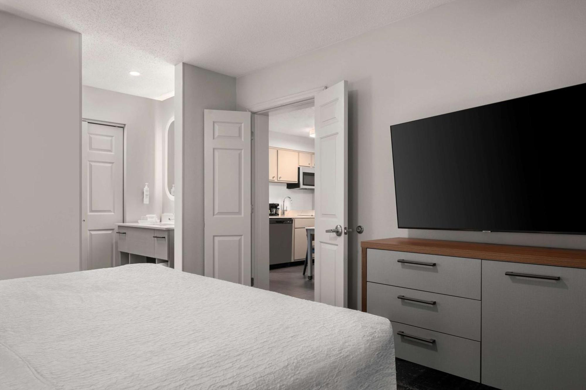 Homewood Suites By Hilton צ'סטר מראה חיצוני תמונה