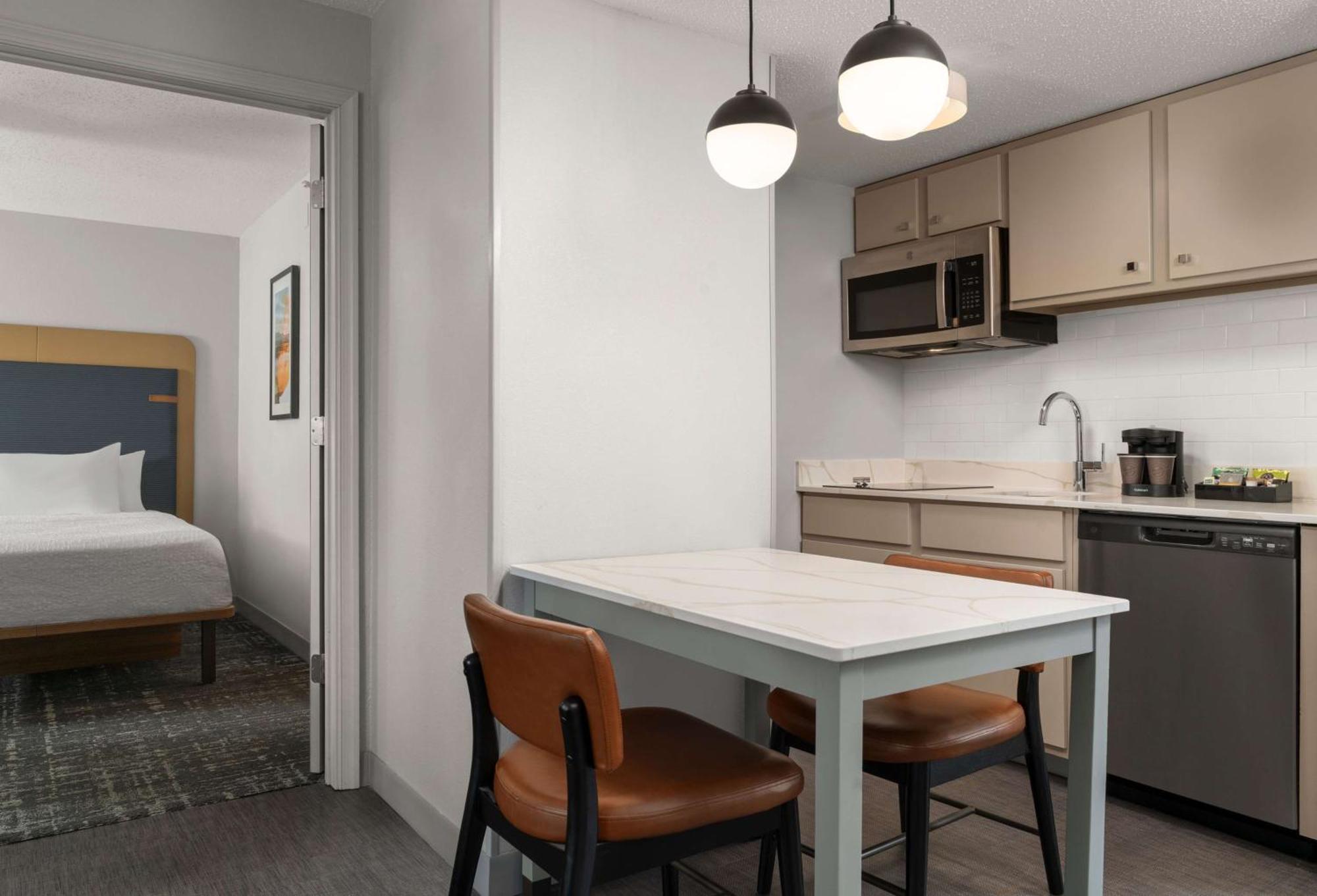 Homewood Suites By Hilton צ'סטר מראה חיצוני תמונה